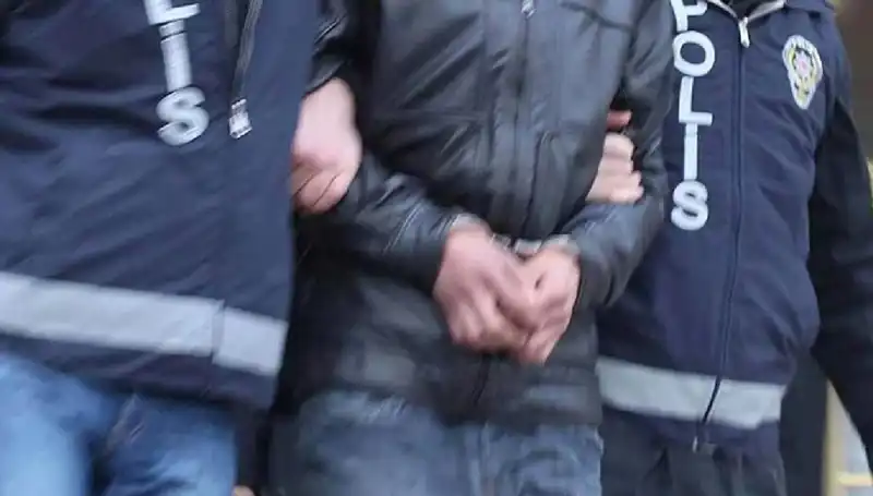 Osmaniye'de Uyuşturucu Operasyonunda 7 Kişi Tutuklandı: Yakalım Sonrası Şok Detaylar