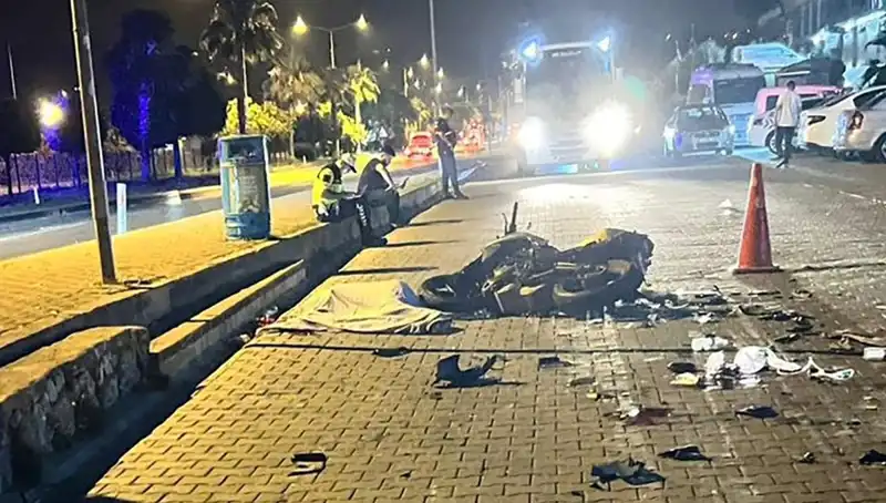 Alanya'da Motosiklet Kazası: Genç Hayatını Kaybetti, Sürükleyici Ayrıntılar Ortaya Çıktı