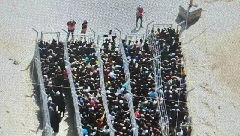 Gazze'deki Görüntüler Neden Nazi Kamplarını Hatırlatıyor?