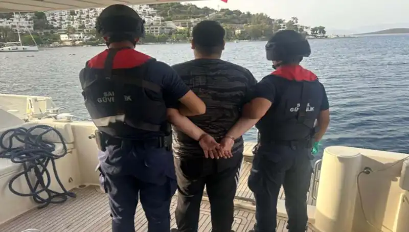 Tanınmış Cinayet Şebekesinin Bir Üyesi Polisin Operasyonuyla Yakalandı