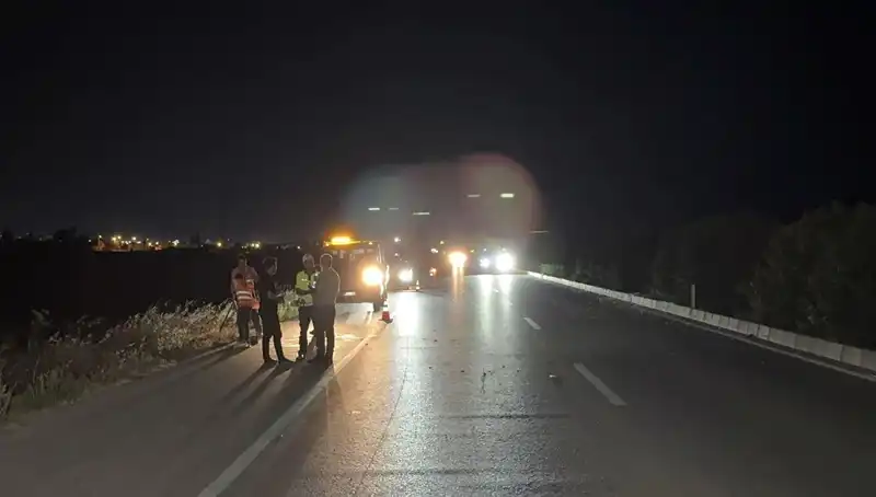 Adana’da Üç Araçlı Zincirleme Trafik Kazası: Detaylar ve Yaralıların Durumu