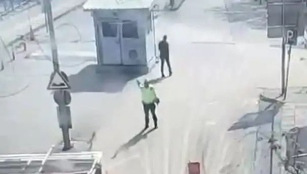 CHP Otobüsü Şoförüne Ev Hapsi: Siyasi Krizin Yeni Yüzü