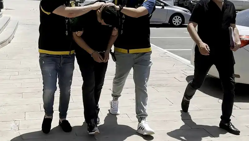 Mezarlıktaki Hırsız Sırlarıyla Suçüstü Yakalandı: Olayın Ayrıntıları
