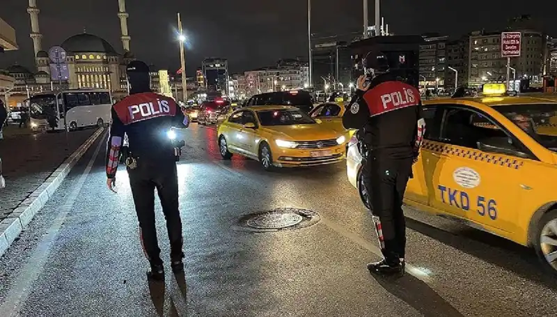 Huzur İstanbul: Gece Operasyonunda 873 Kişi Gözaltına Alındı