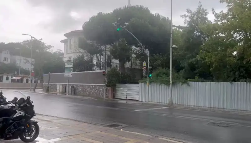 İstanbul'da Sağanak Yağış: Birçok İlden Beklenen Fırtına Geliyor!