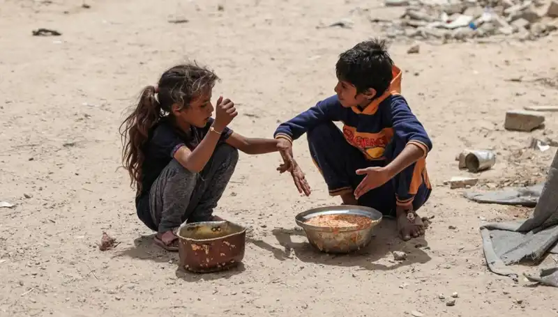 Gazze'de Dört Yaşındaki Çocuk Açlıktan Hayatını Kaybetti: Savaşın Acı Yüzü