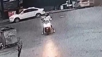 İstanbul'da AVM'ye Yapılan Saldırı Panik Yarattı: Olayın Detayları
