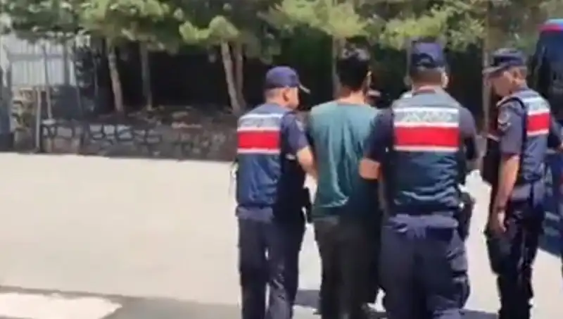 14 İlde DAEŞ Operasyonu: Terör Çetelerine 26 Gözaltı Şoku!