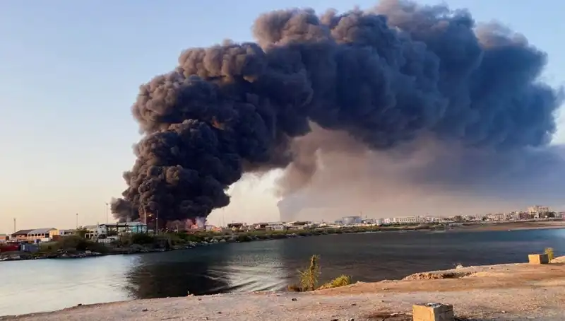 Port Sudan’da Şok Edici Patlamalar: Havalimanı ve Ordu Üssüne Saldırı Gerçekleşti