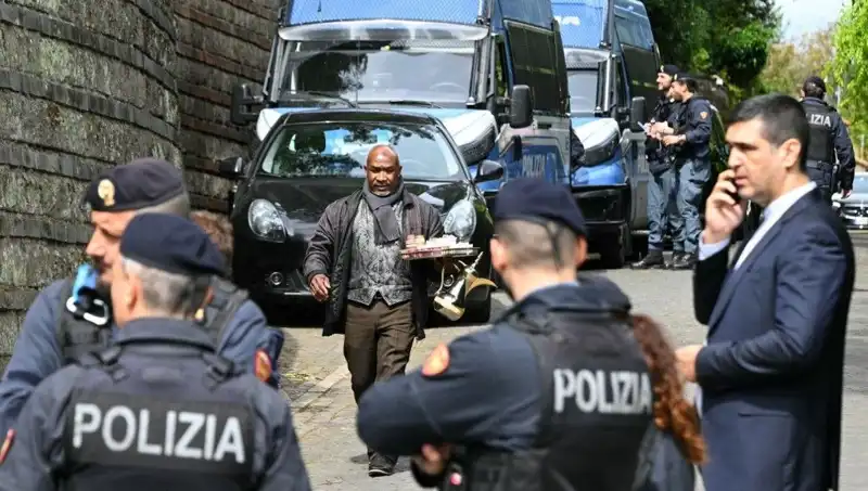 Roma'da Tarihi Nükleer Zirve: İran ve ABD Masaya Oturdu