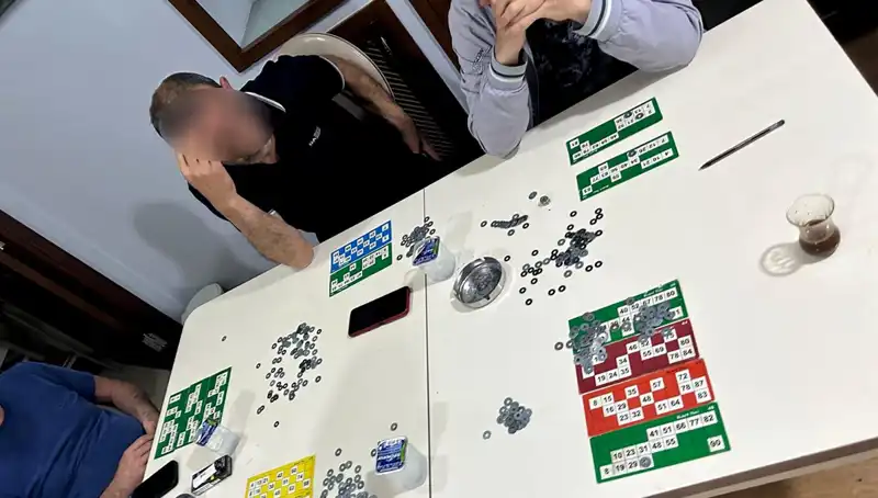 TikTok Canlı Yayınında Şok İstihbarat: 22 Kişi Suçüstü Yakalandı!