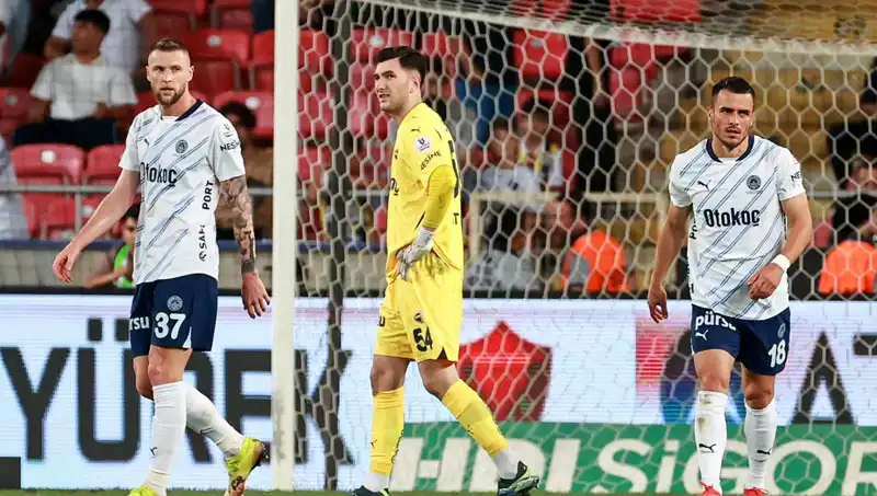 Fenerbahçe'nin Korkunç Mağlubiyeti: Spor Dünyası Şokta!