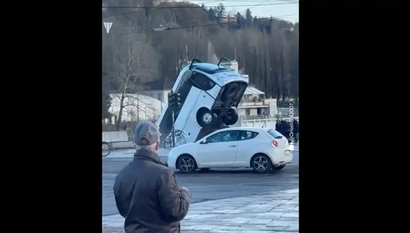 İtalya’da Yolcu Otobüsü Nereye Uçtu? Trajik Kaza Detayları
