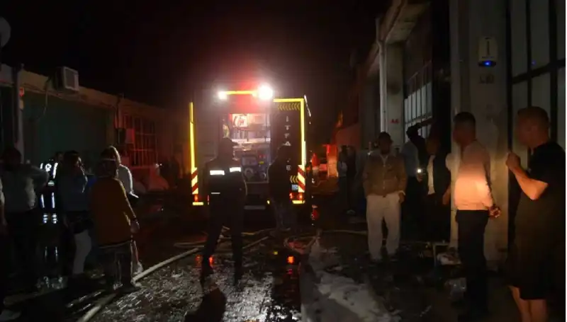Yangın Korkusu: Gözlük Fabrikasında Büyük Felaket Kılpayı Atlatıldı