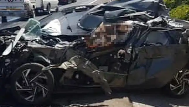 Şanlıurfa'da Feci Kaza: Otomobil Tankere Çarparak Can Aldı