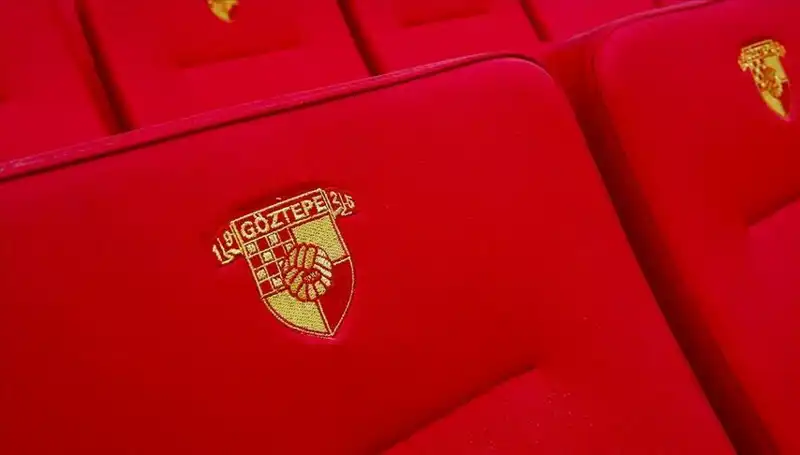 Göztepe, Genç Yetenek Junior Olaitan ile İmzayı Attı!