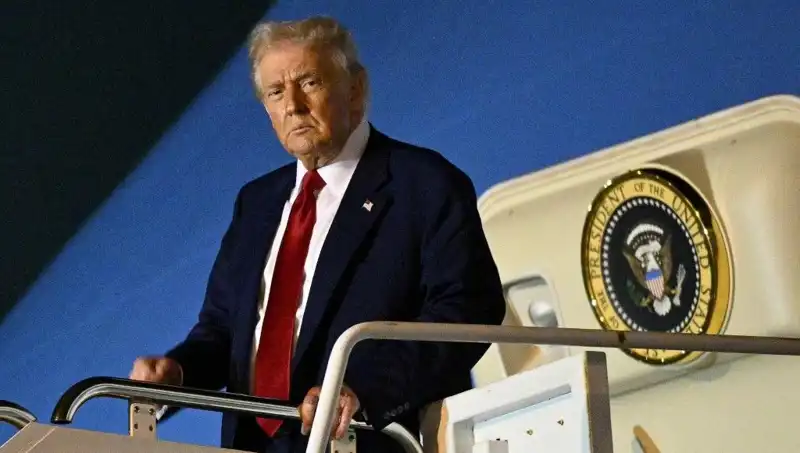 Trump, Lahey'deki NATO Zirvesi'nde Yüz Yüze Görüşmeler Yapacak