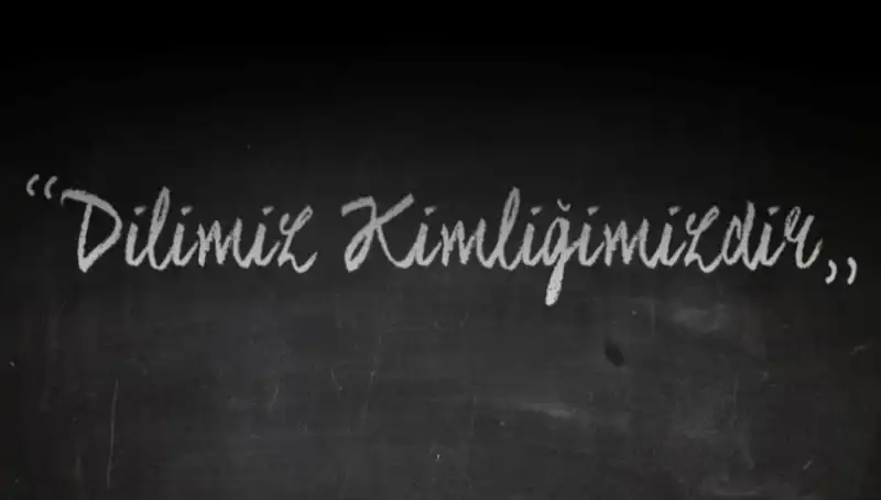 Türk Dil Bayramı: Dili Kucaklayan Geleneğin ve Mesajların Zamanı