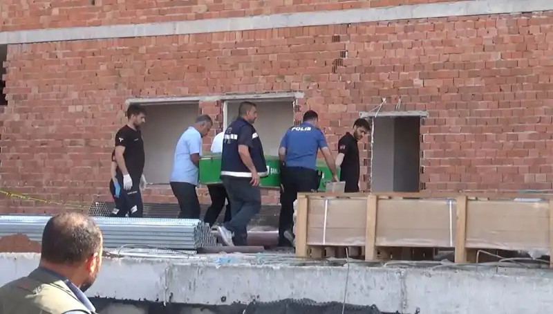 İnşaatta Feci Kaza: Bir İşçi Hayatını Kaybetti!