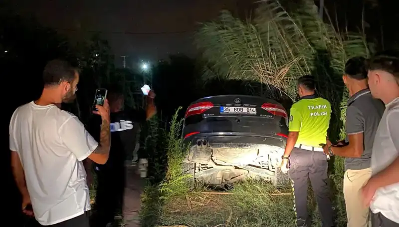 Dur İhtarıyla Kaçan Trafik Magandası, Dere Yatağına Düşerek Yakalandı!