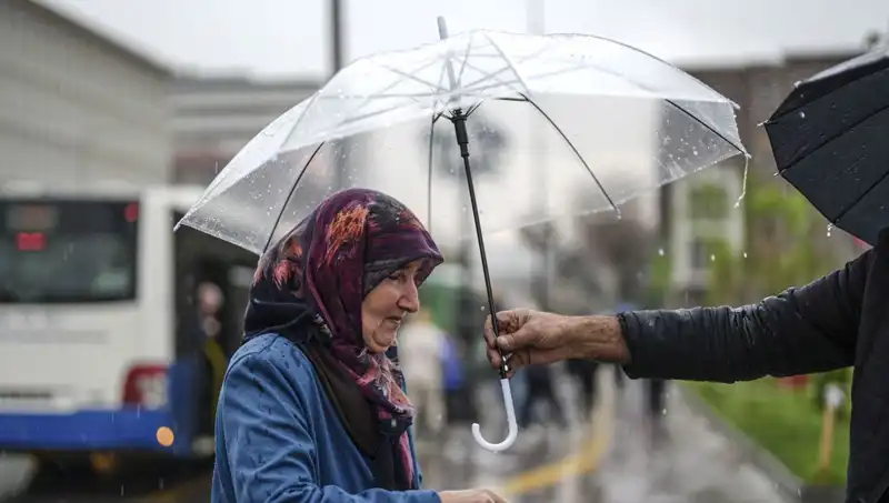Ülke Genelinde Gök Gürültülü Sağanak Yağışlar Kapıda: Bugün Hava Nasıl Olacak?