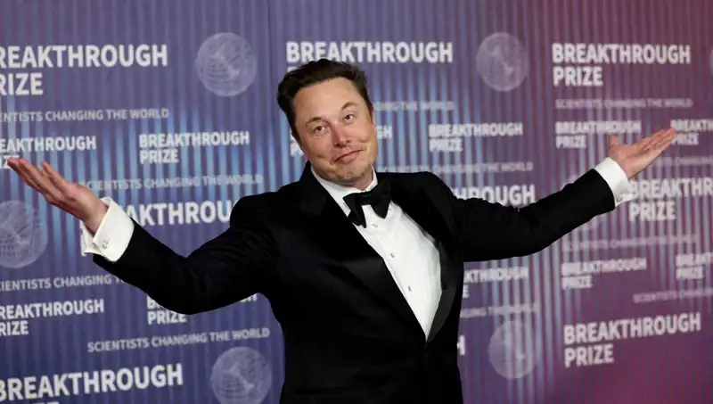 Elon Musk, X Uygulamasında Yeni Mesajlaşma Özelliğini Tanıttı: Flört Sitesi Olacak mı?